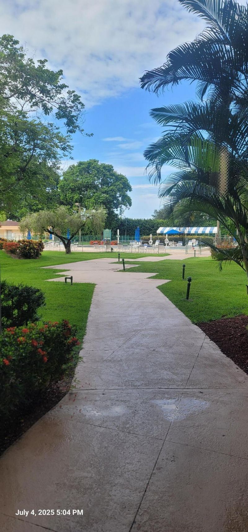 1300 Saint Charles Place, Unit L19, Pembroke Pines, FL 33026 Photo