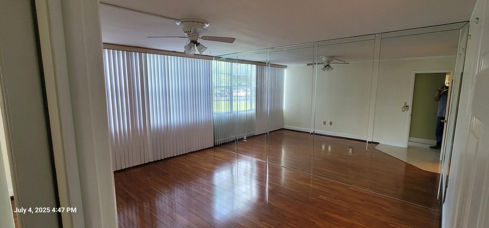 1300 Saint Charles Place, Unit L19, Pembroke Pines, FL 33026 Photo