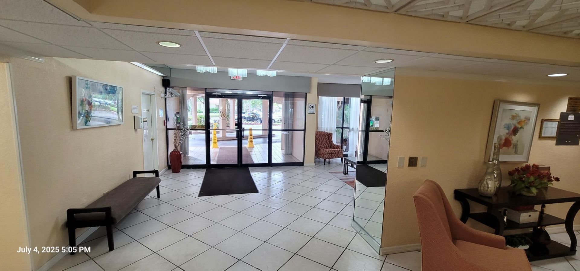 1300 Saint Charles Place, Unit L19, Pembroke Pines, FL 33026 Photo