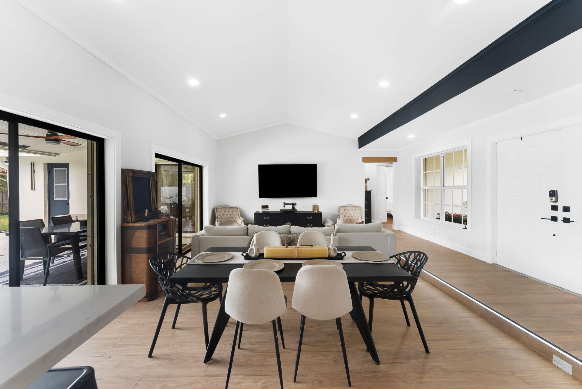 7836 Sunflower Drive, Margate, FL 33063 Photo