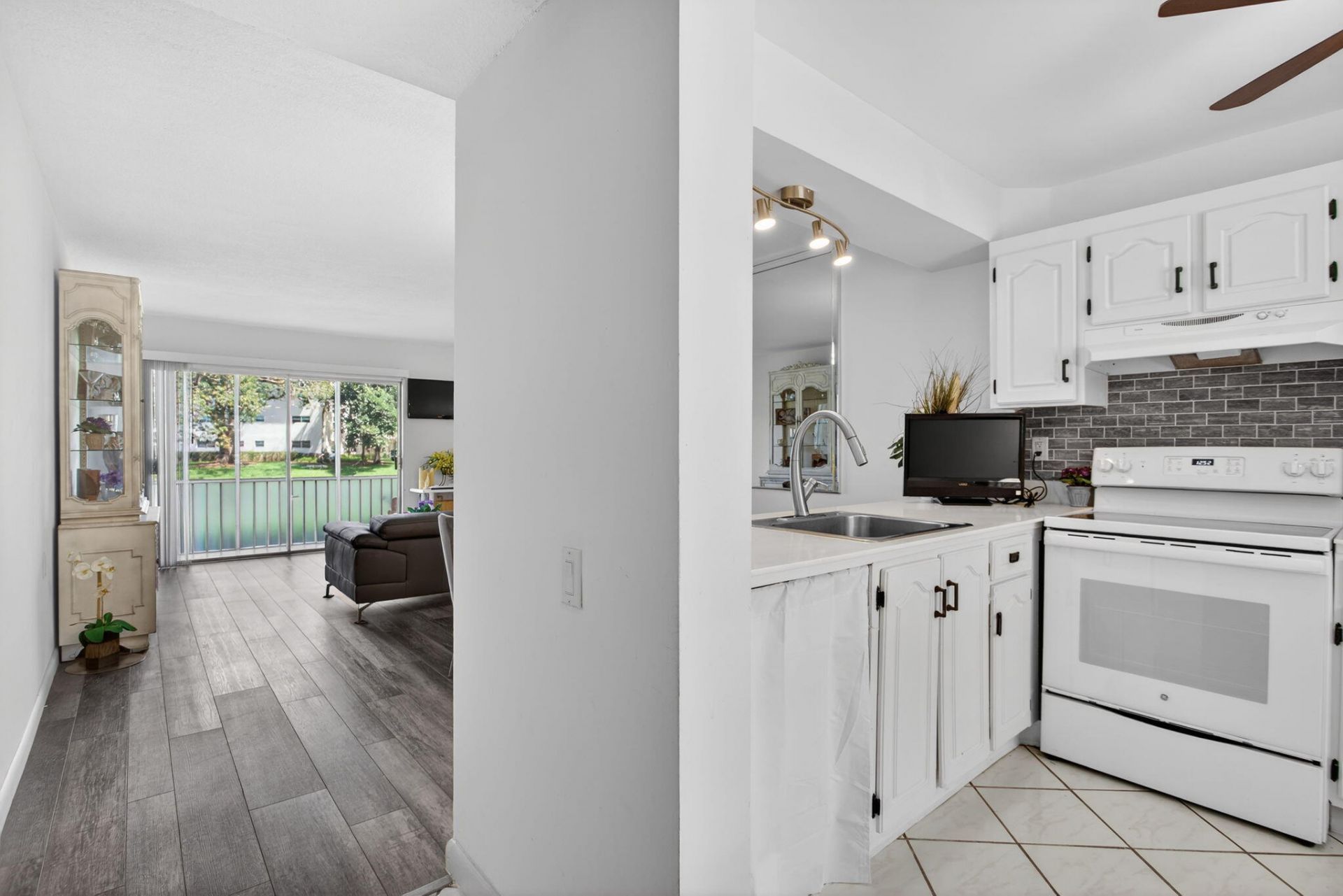 4801 Martinique Place, Unit D1, Coconut Creek, FL 33066 Photo