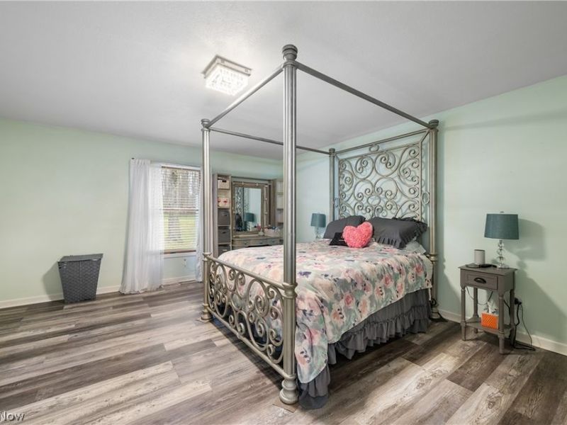 528 E Howe Road, Tallmadge, OH 44278 Photo 21