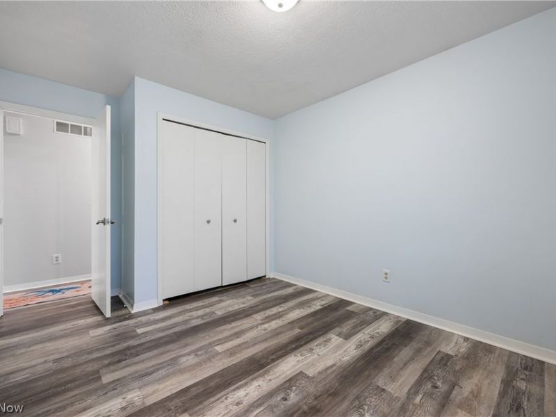 528 E Howe Road, Tallmadge, OH 44278 Photo 26