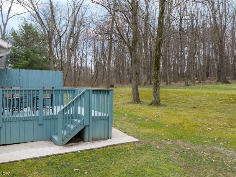 528 E Howe Road, Tallmadge, OH 44278 Photo 6