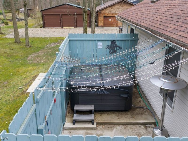 528 E Howe Road, Tallmadge, OH 44278 Photo 8