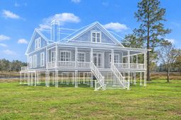 3925 James Bay Road photo 4