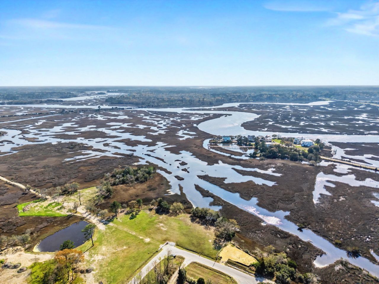 3925 James Bay Road Photo 45