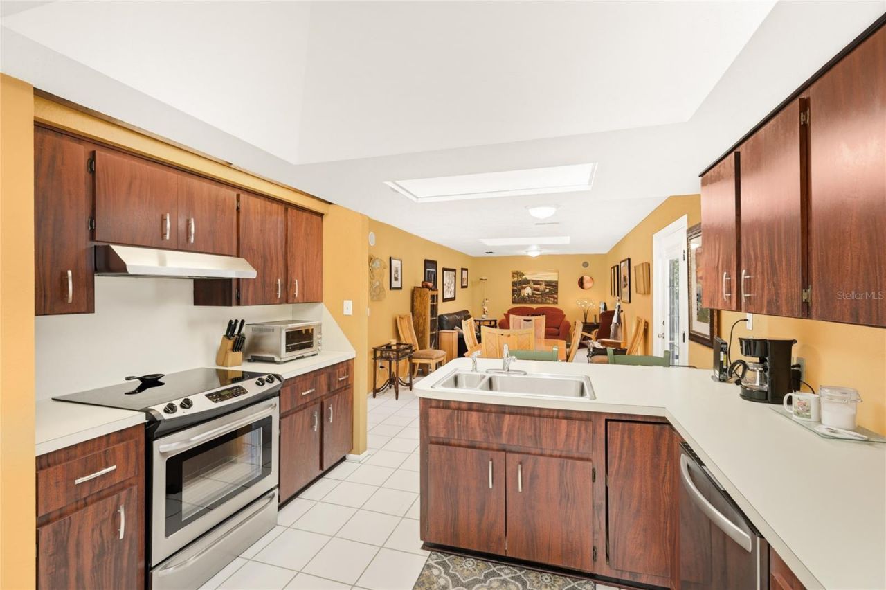 906 Tropical Drive, Bradenton, FL 34208 Photo