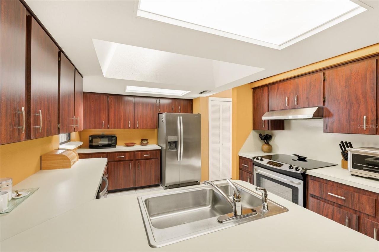 906 Tropical Drive, Bradenton, FL 34208 Photo