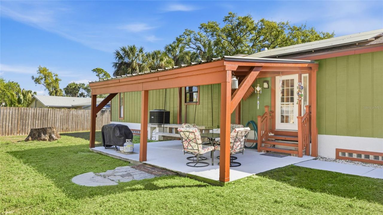 906 Tropical Drive, Bradenton, FL 34208 Photo