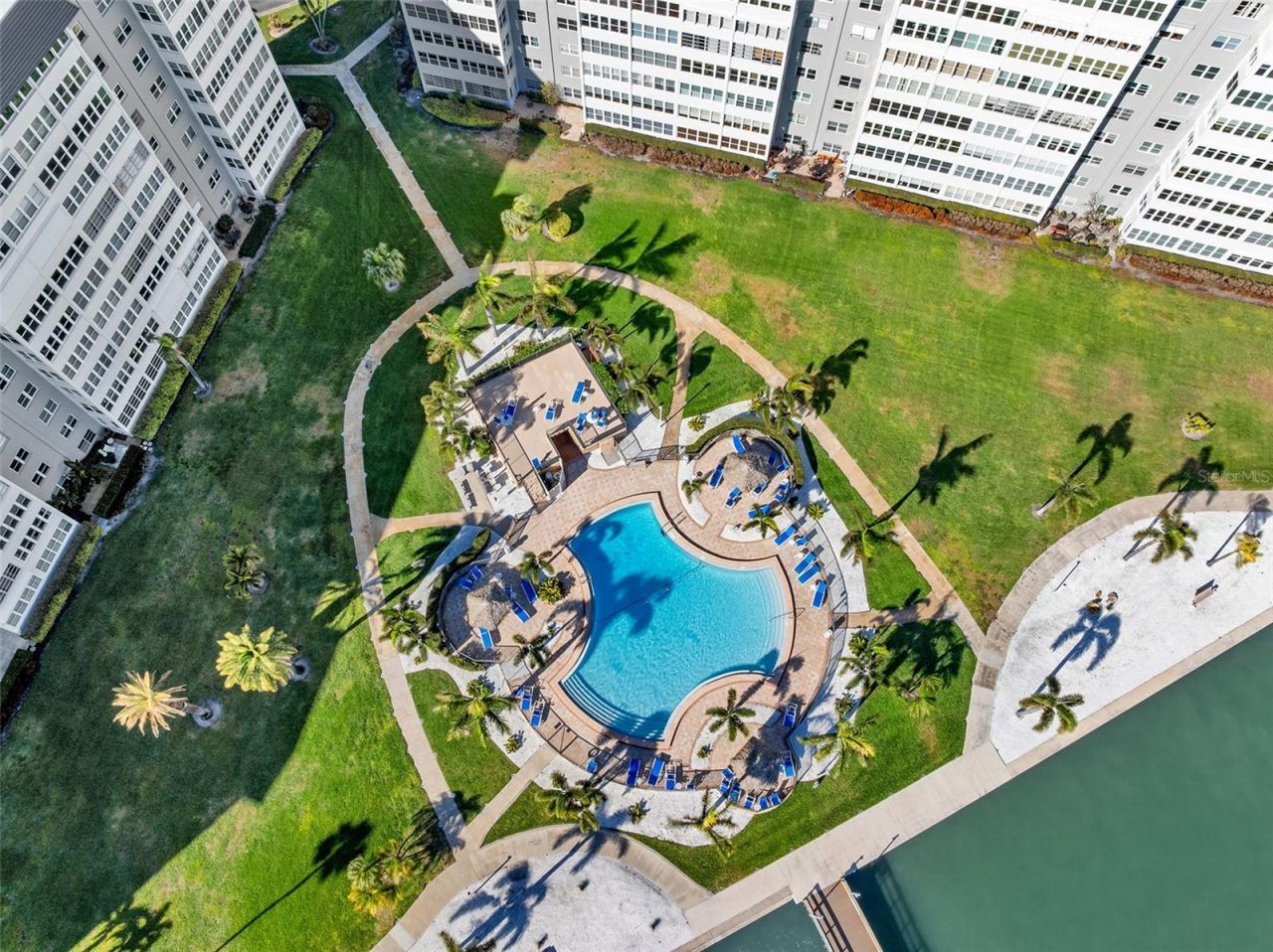 5130 Brittany Drive S, Unit 507, Saint Petersburg, FL 33715 Photo