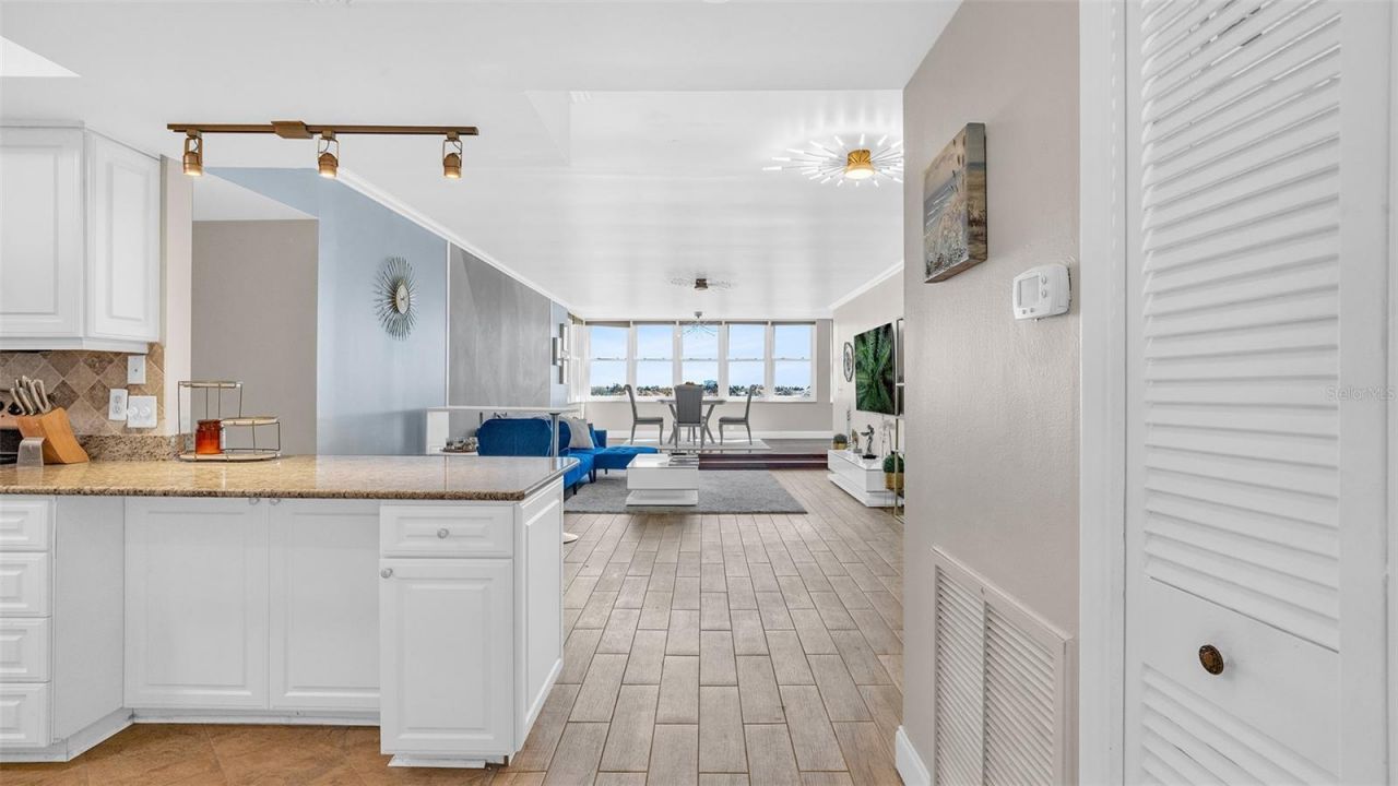 5130 Brittany Drive S, Unit 507, Saint Petersburg, FL 33715 Photo