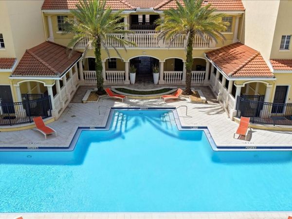 5202 HAMPTON BEACH PLACE, Unit 5202, TAMPA, FL 33609