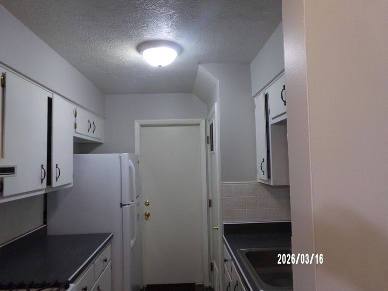 3135 Easthaven Drive S, Columbus, OH 43232 Photo 5