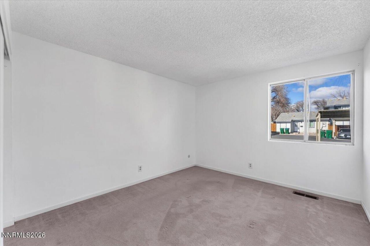 909 Mesa Ridge Drive, Unit 1, Sparks, NV 89434 Photo