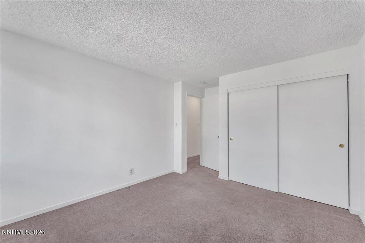 909 Mesa Ridge Drive, Unit 1, Sparks, NV 89434 Photo