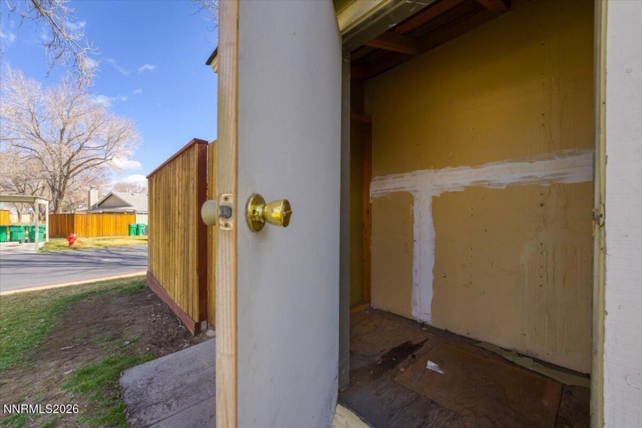 909 Mesa Ridge Drive, Unit 1, Sparks, NV 89434 Photo