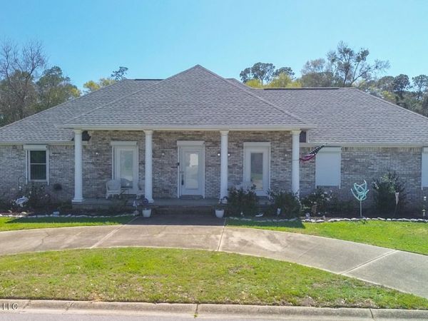 2593 Audubon Place, Biloxi, MS 39531