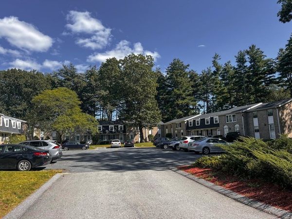 75 Sandy Pond Rd, Unit 22, Ayer, MA 01432