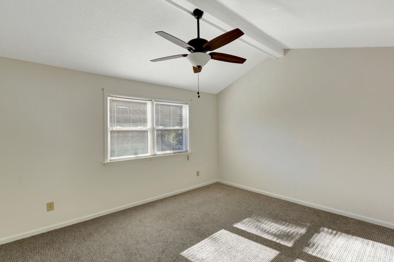 710 Davenport Drive Photo 16