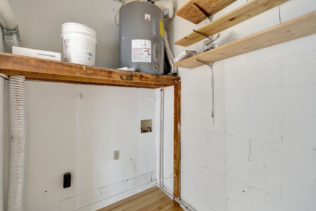 710 Davenport Drive Photo 22