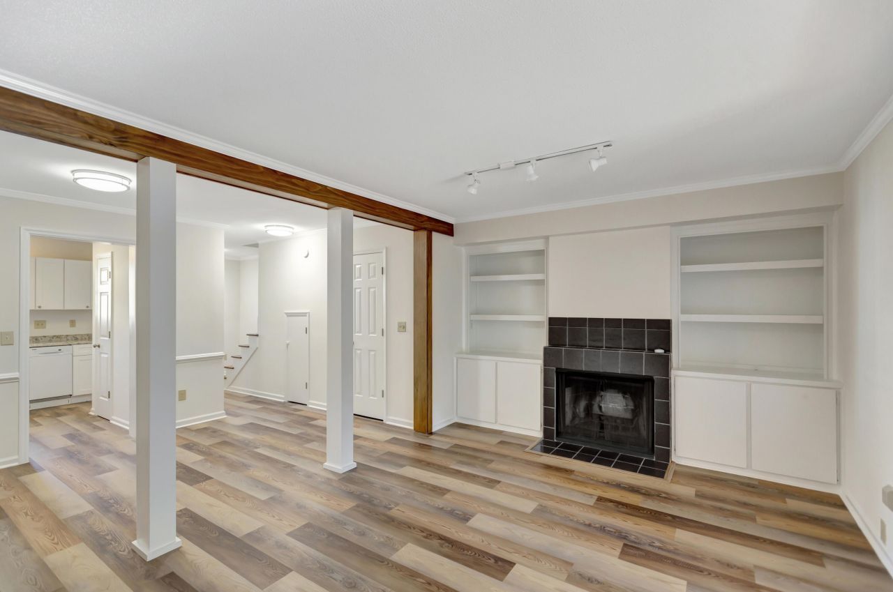 710 Davenport Drive Photo 8