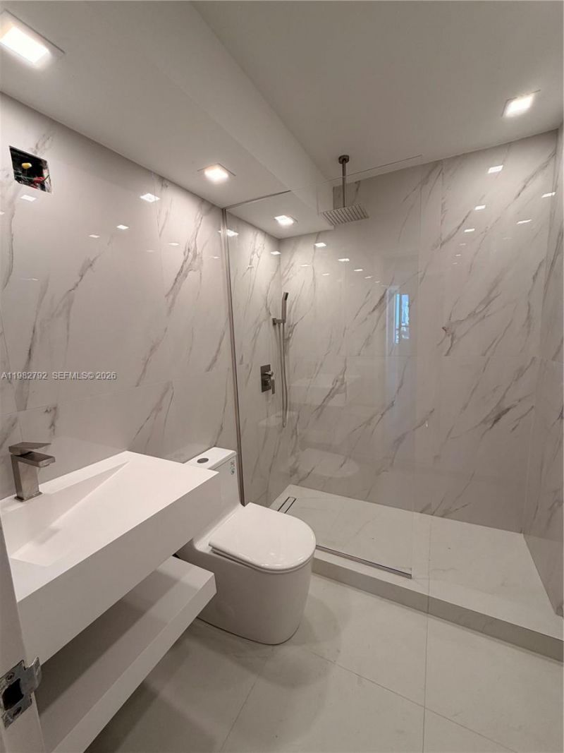 1500 Bay Rd, Unit 1126S, Miami Beach, FL 33139 Photo