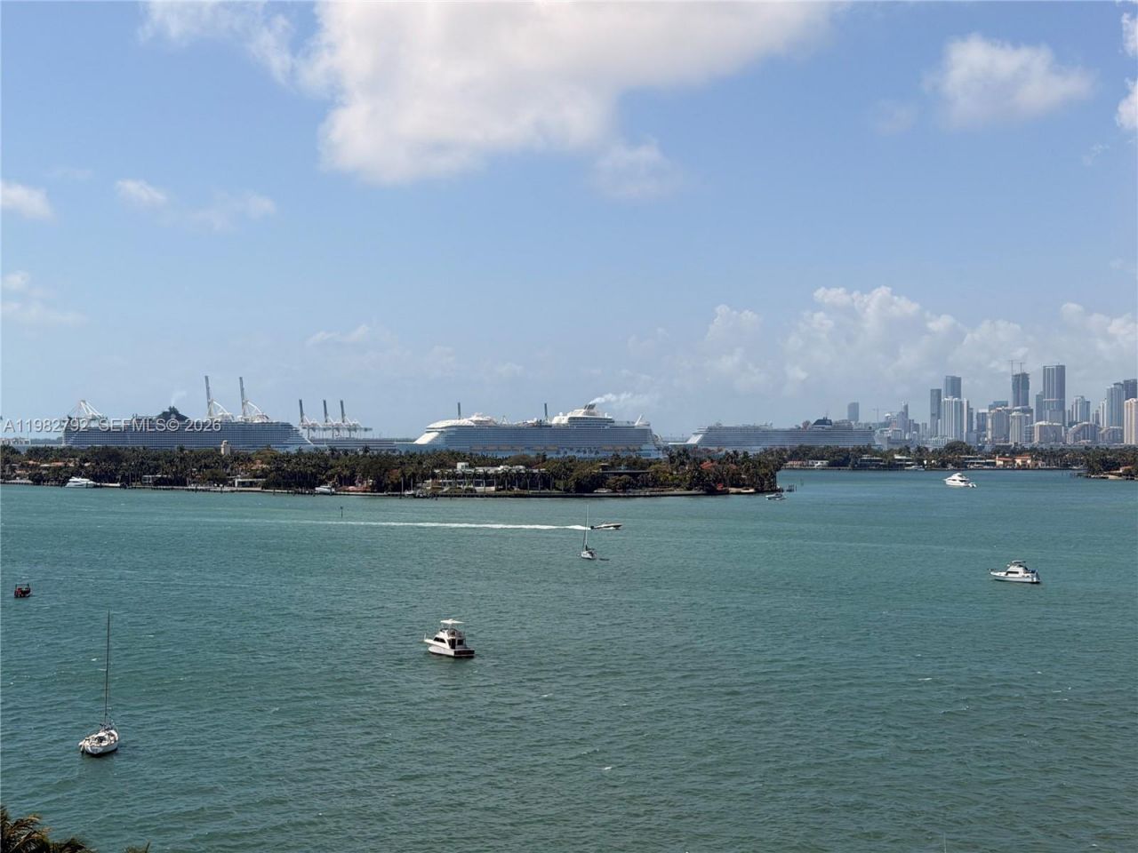 1500 Bay Rd, Unit 1126S, Miami Beach, FL 33139 Photo