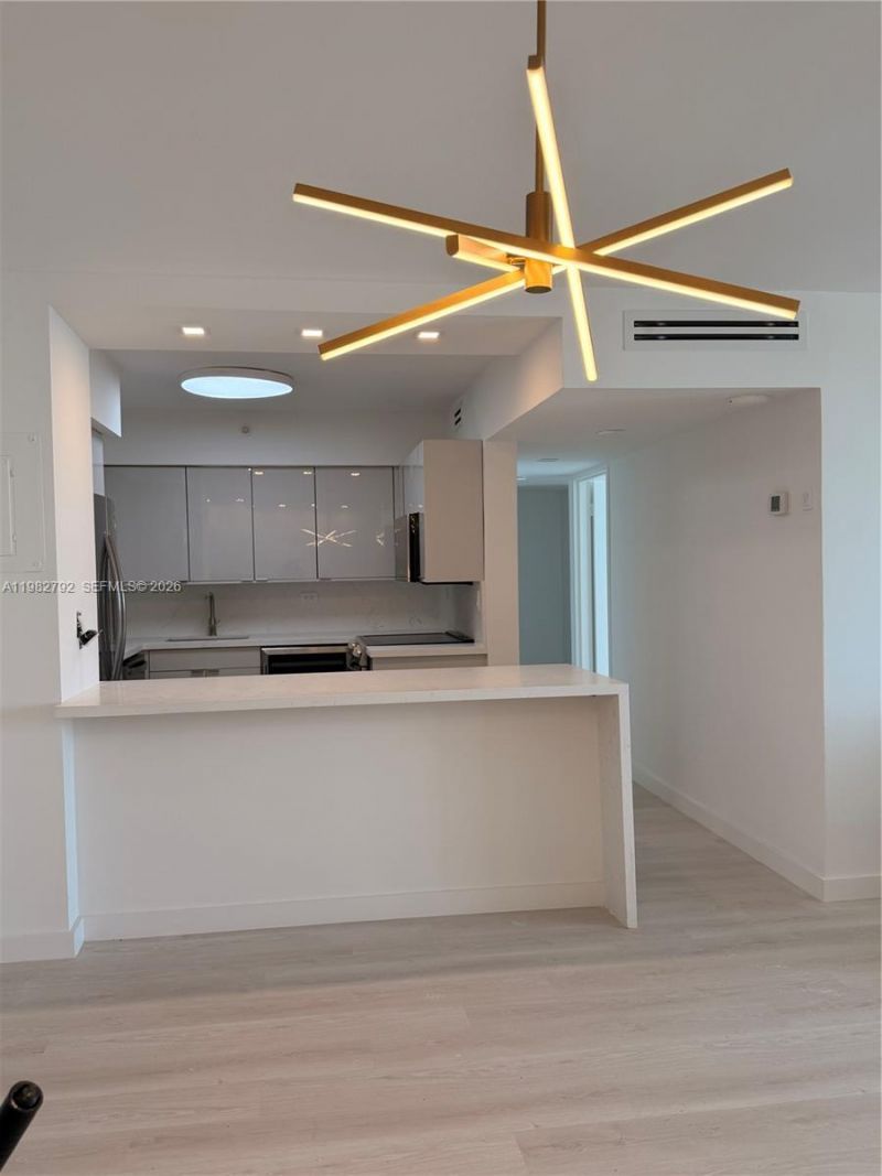 1500 Bay Rd, Unit 1126S, Miami Beach, FL 33139 Photo