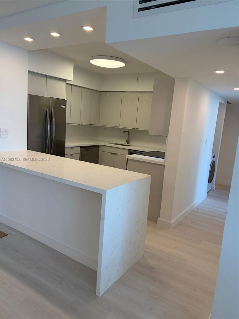 1500 Bay Rd, Unit 1126S, Miami Beach, FL 33139 Photo