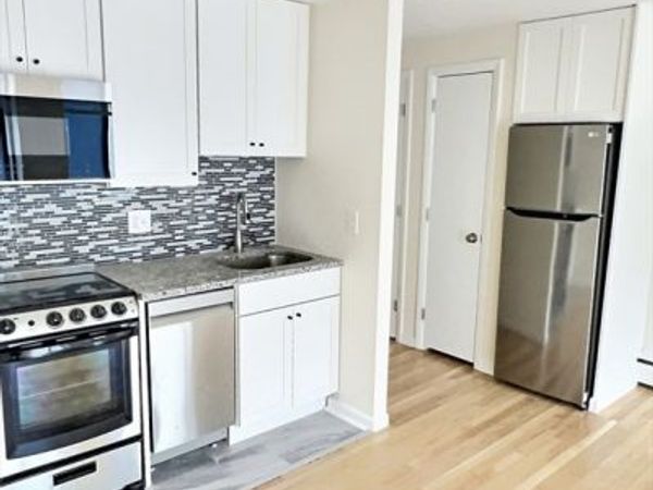 1039 Commonwealth Ave, Unit 34, Boston, MA 02215