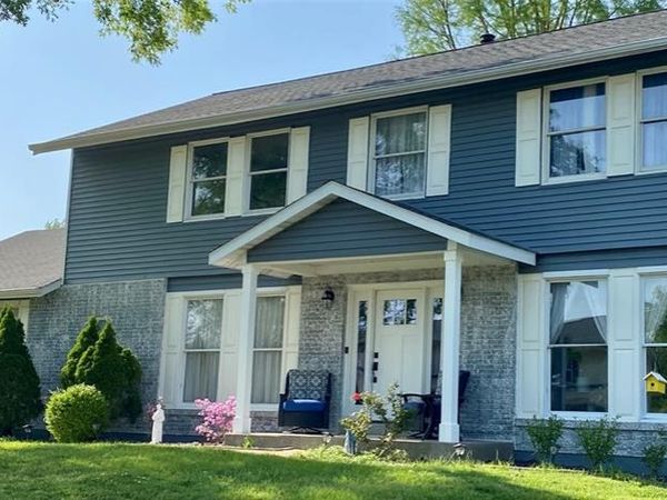 34 Melanie Court , St Charles, MO 63304