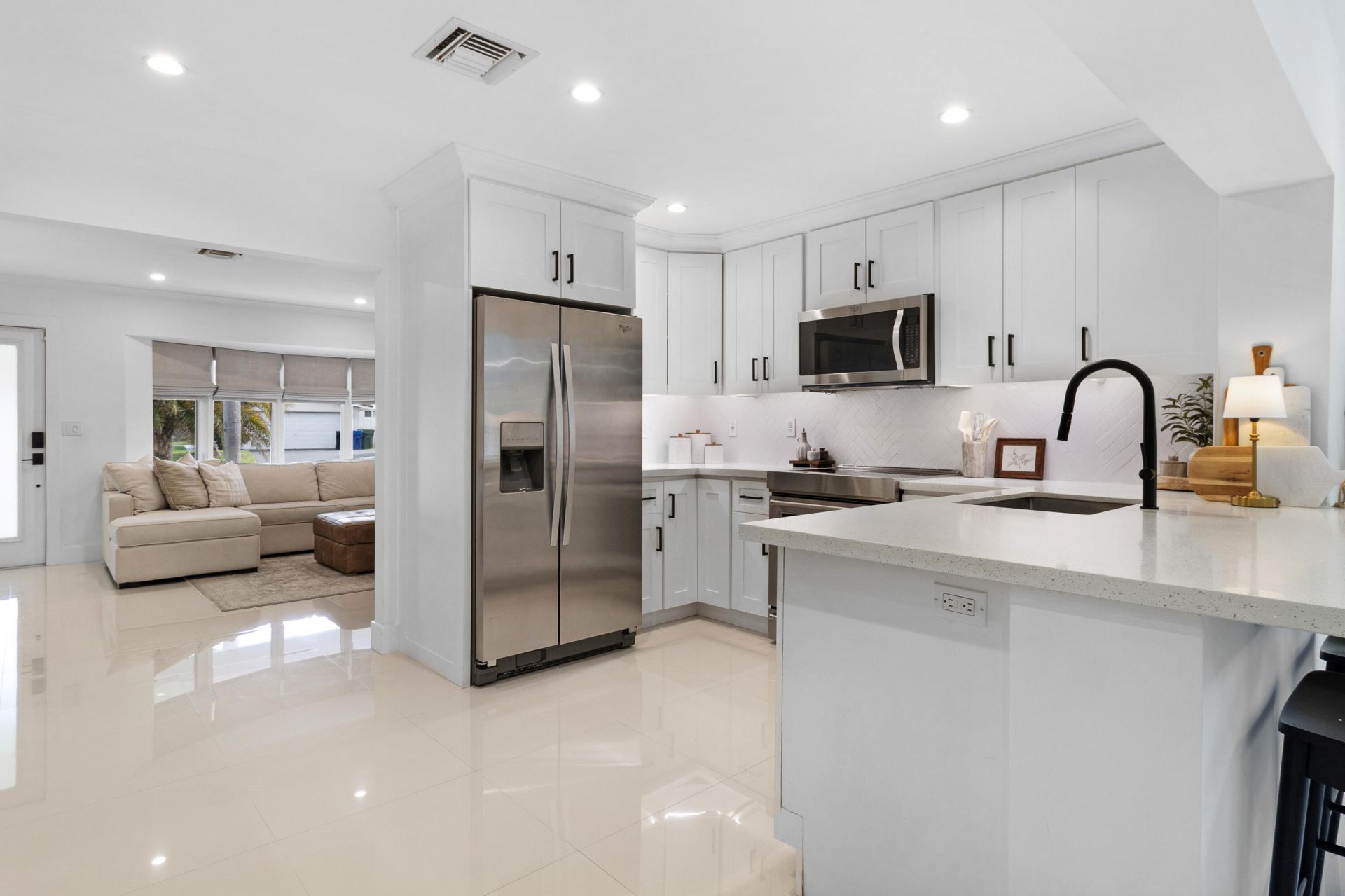 5351 NE 16th Terrace, Fort Lauderdale, FL 33334 Photo