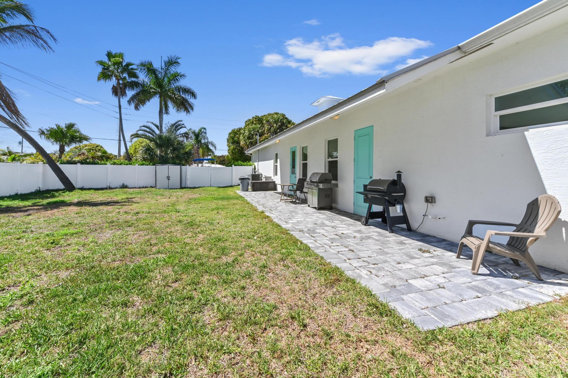 443 SE Dolphin Drive, Stuart, FL 34996 Photo