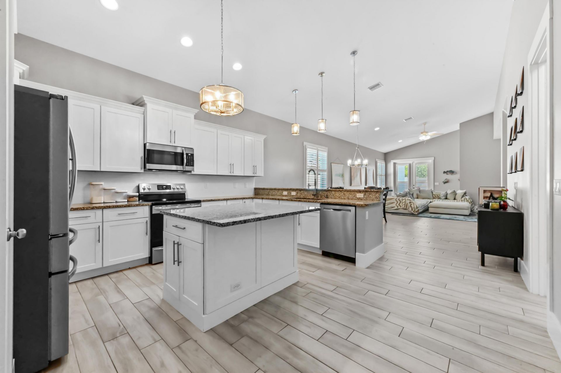 443 SE Dolphin Drive, Stuart, FL 34996 Photo