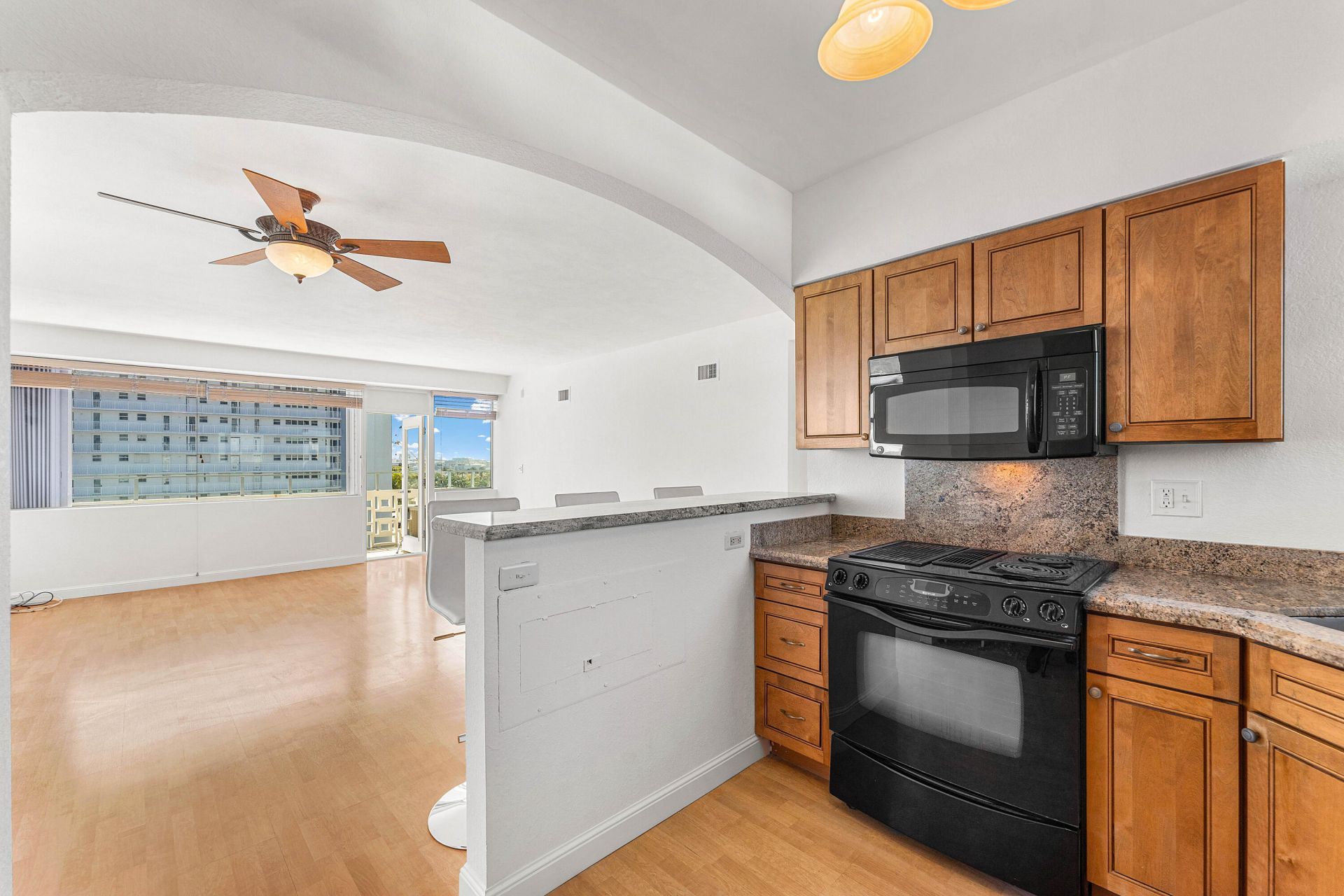 1900 S Ocean Drive, Unit 702, Fort Lauderdale, FL 33316 Photo