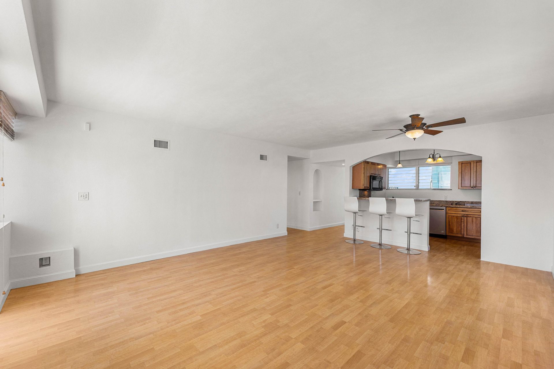 1900 S Ocean Drive, Unit 702, Fort Lauderdale, FL 33316 Photo