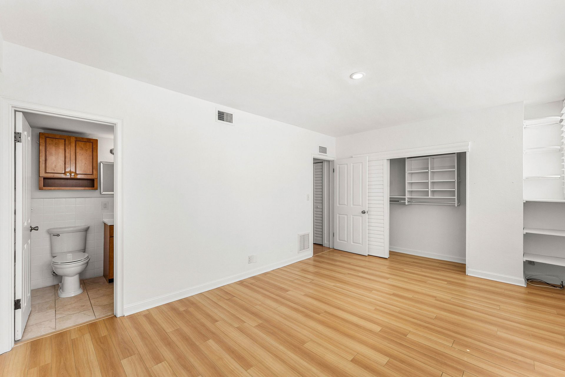 1900 S Ocean Drive, Unit 702, Fort Lauderdale, FL 33316 Photo