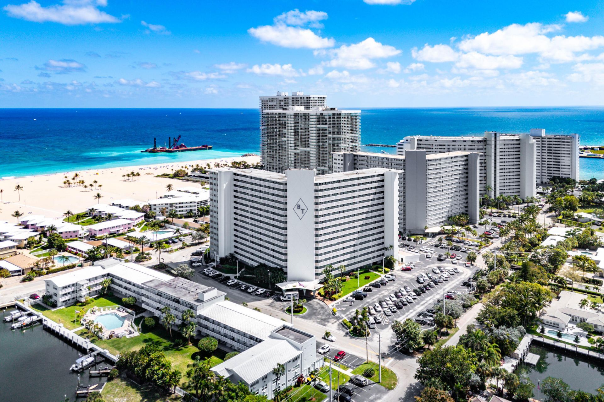 1900 S Ocean Drive, Unit 702, Fort Lauderdale, FL 33316 Photo