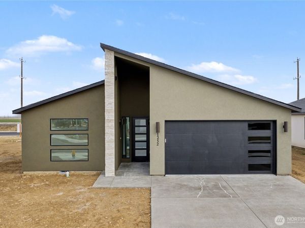 739 N Muscovy Street , Moses Lake, WA 98837