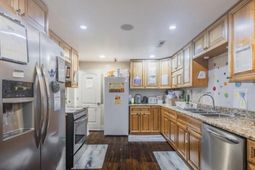 24 Sycamore Avenue photo 4