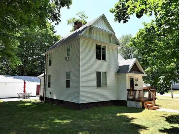 402 Jefferson Street, Cassopolis, MI 49031