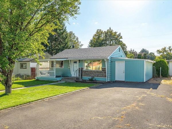 5723 N Loma Dr, Spokane, WA 99205