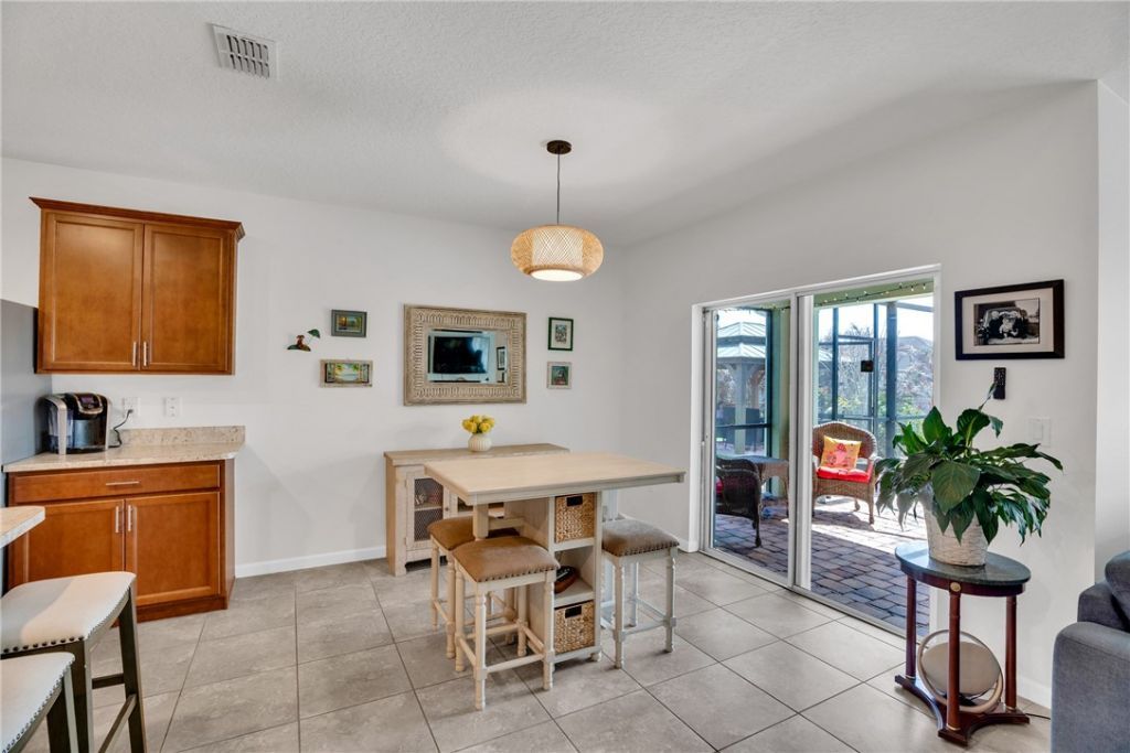 123 Larchmont Terrace, Sebastian, FL 32958 Photo