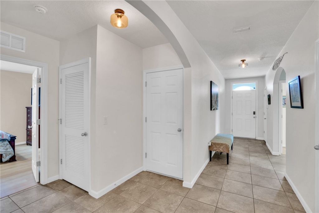 123 Larchmont Terrace, Sebastian, FL 32958 Photo