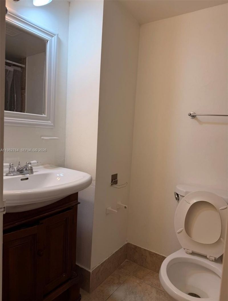 1805 Sans Souci Blvd, Unit 501, North Miami, FL 33181 Photo