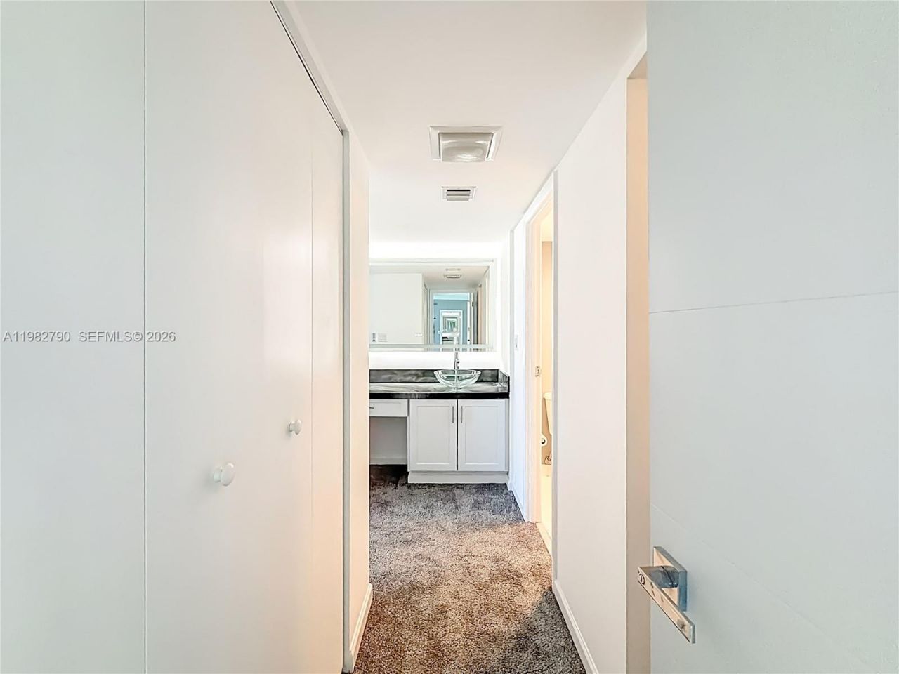 20301 W Country Club Dr , Unit 2428, Aventura, FL 33180 Photo