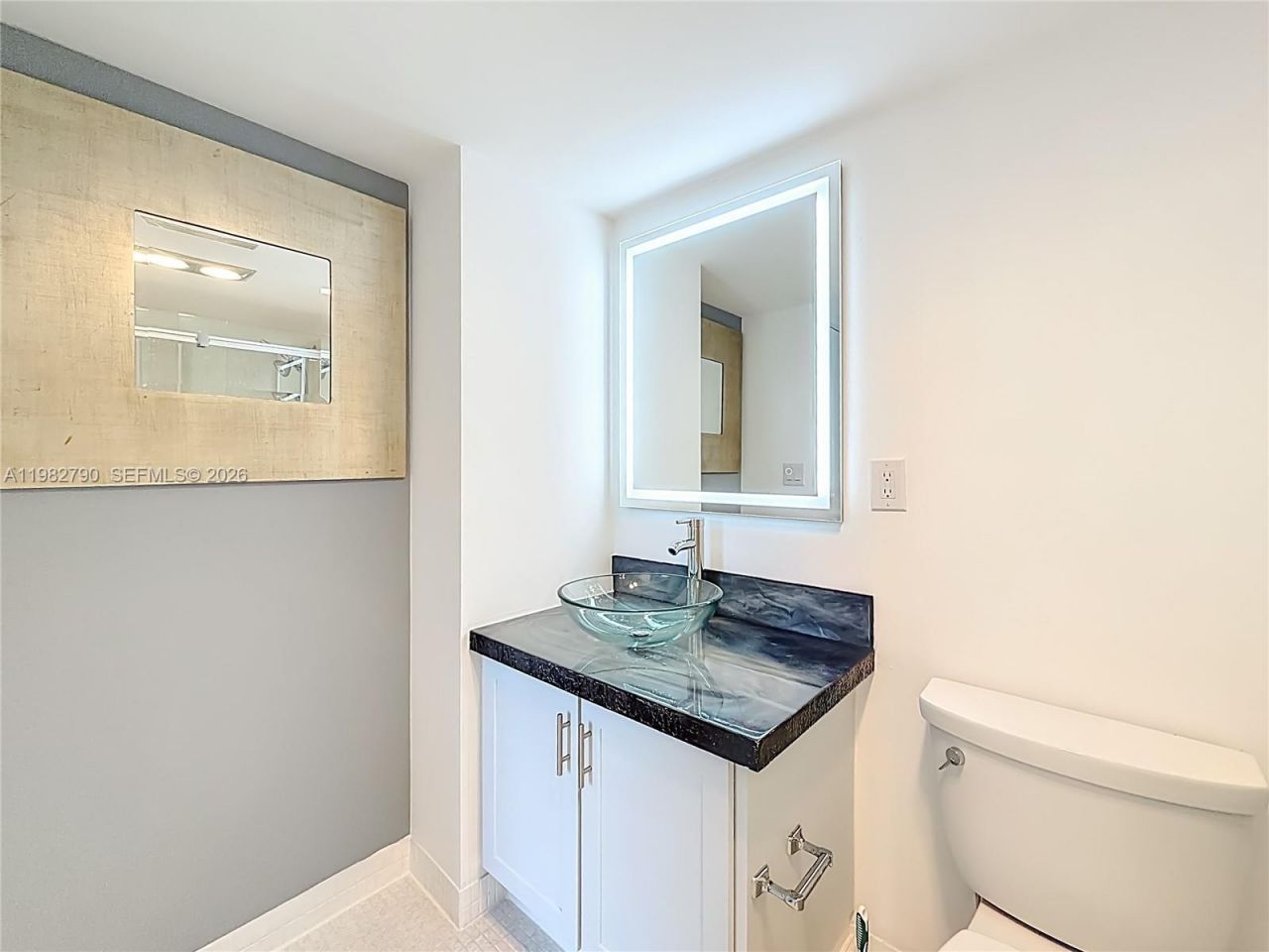 20301 W Country Club Dr , Unit 2428, Aventura, FL 33180 Photo