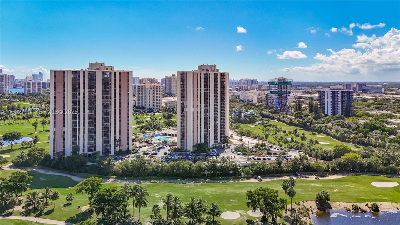 20301 W Country Club Dr , Unit 2428, Aventura, FL 33180 Photo