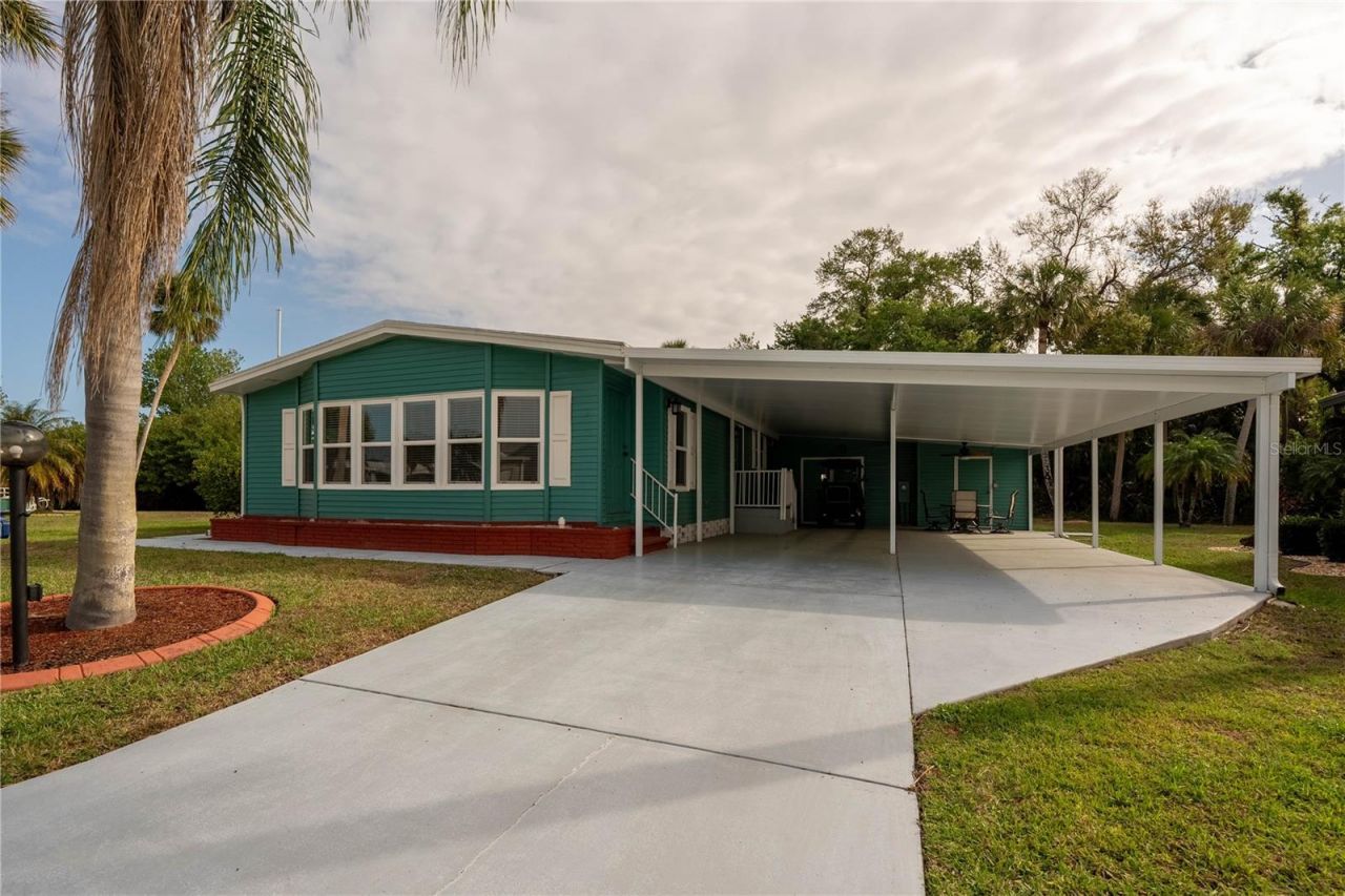 5910 Majestic Way, Palmetto, FL 34221 Photo